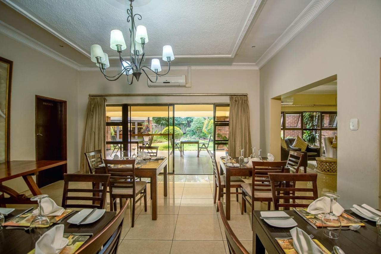 The Victoria Falls Deluxe Suites Exterior photo